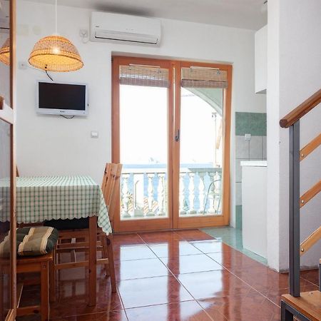 Appartement Manda à Karlobag Extérieur photo
